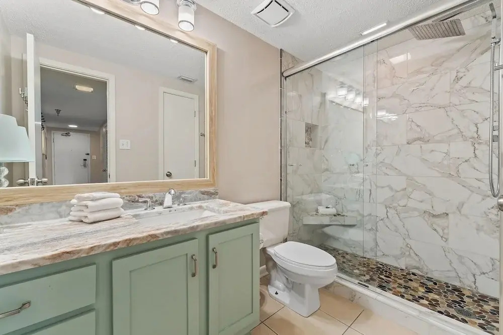 Romar Place 305