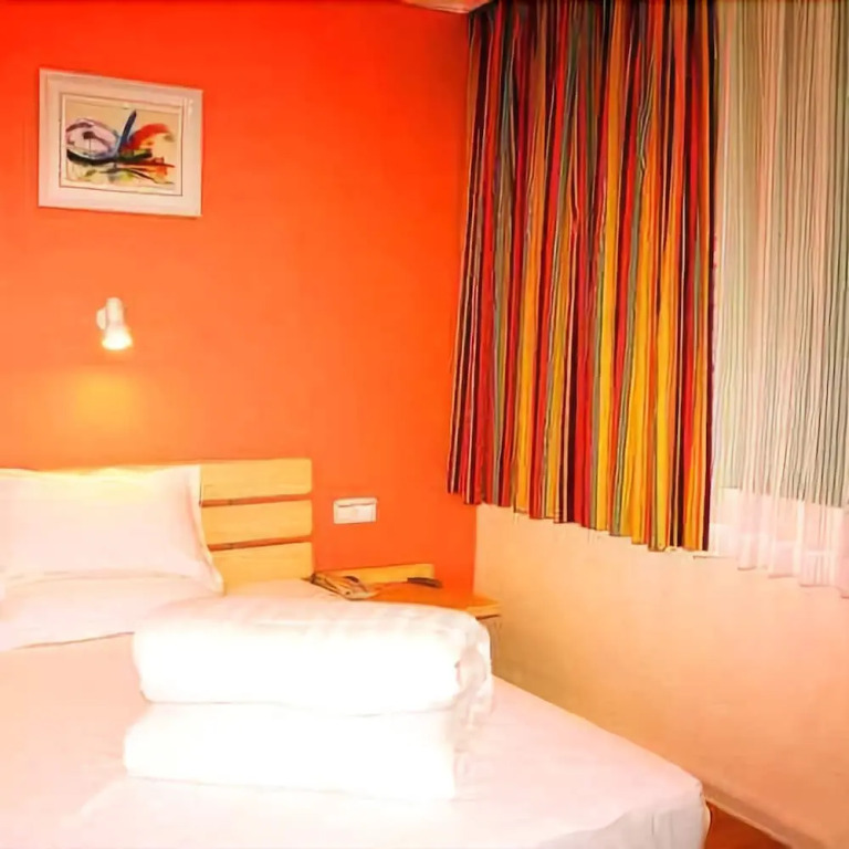 7 Days Inn