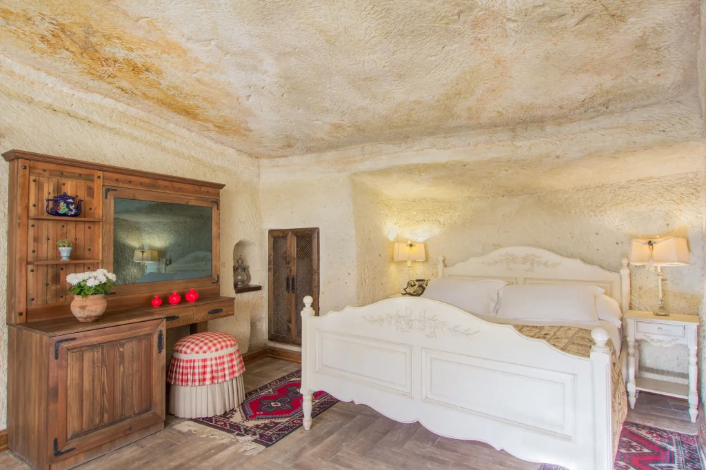 Minia Cave Hotel
