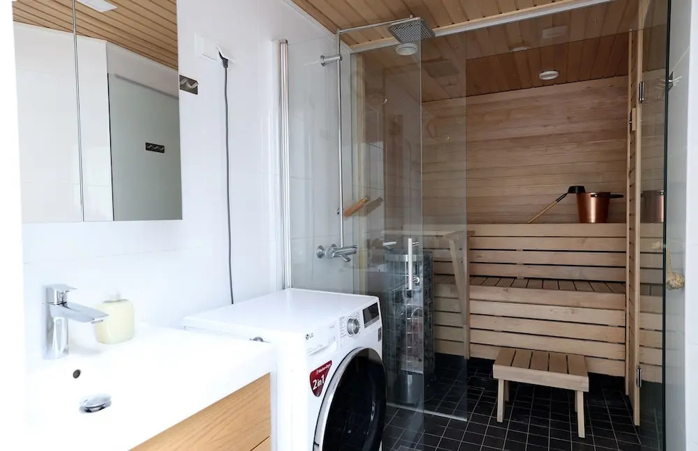 2ndhomes Unique Studio w Sauna & Balcony