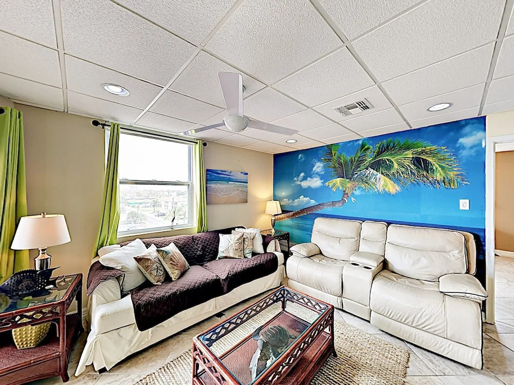 Bayside 2br W/ Pool, Hot Tub & Pier 2 Bedroom Condo