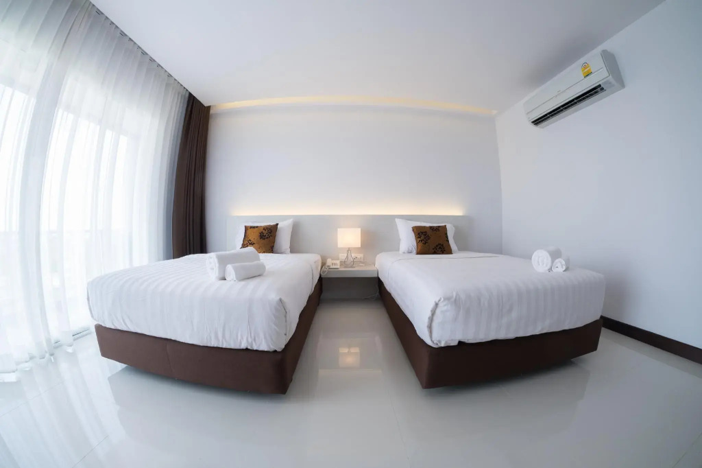 Chaisaeng Villa