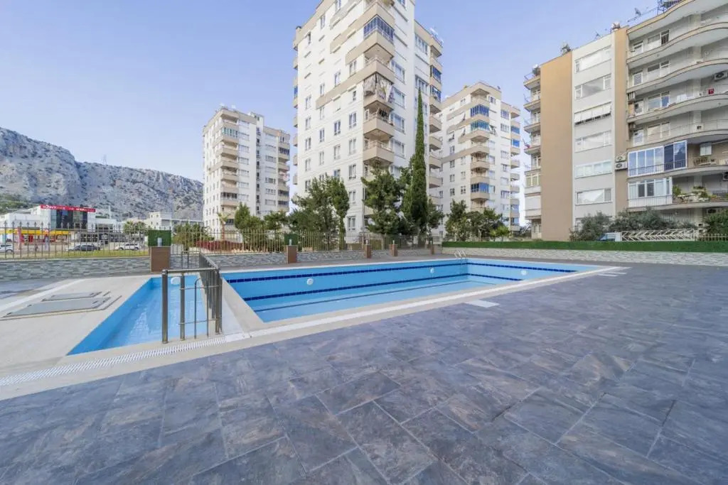 Mesmerizing Flat Close to Konyaalti