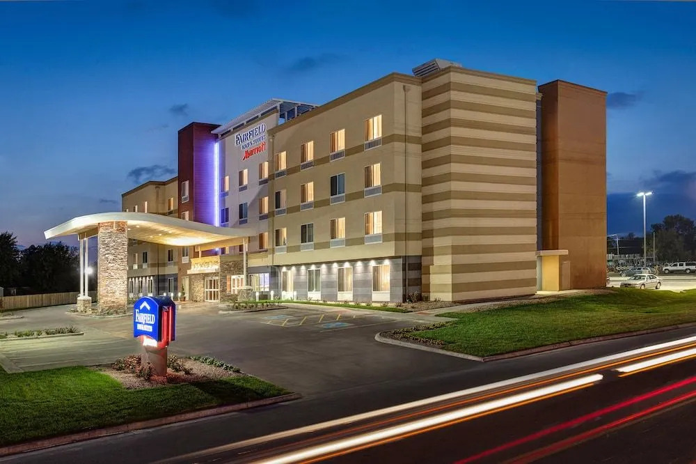 Fairfield Inn & Suites by Marriott Kansas City Belton