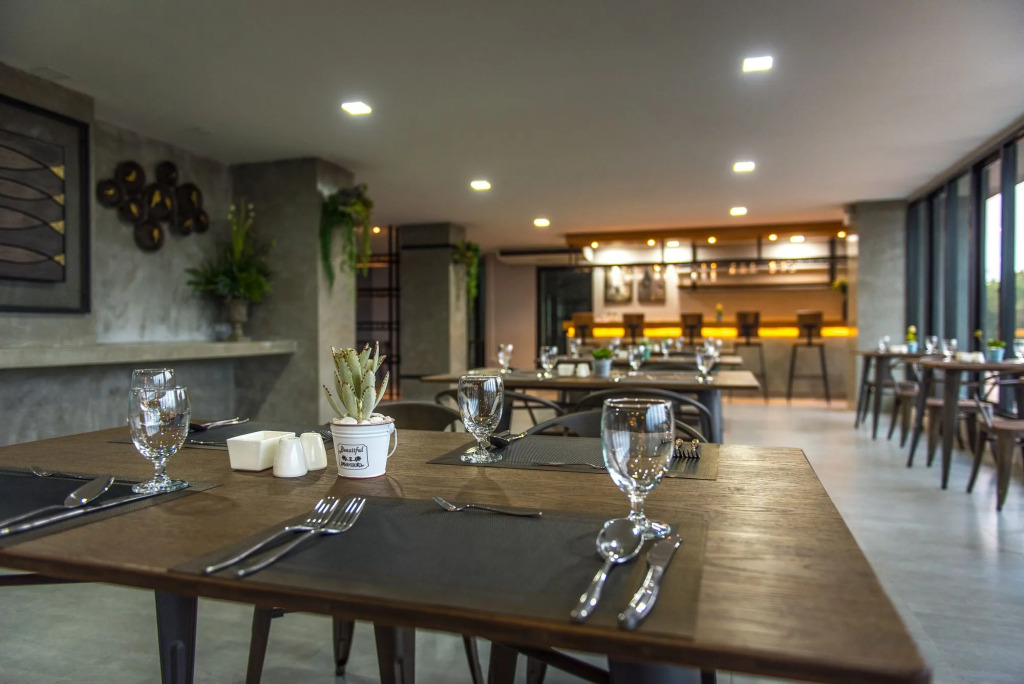 deVloft hotel Korat