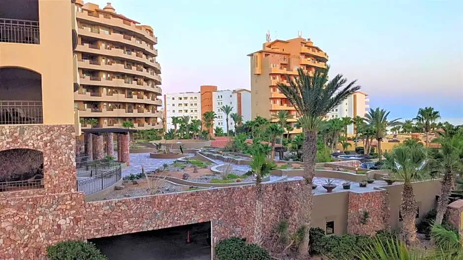 Bella Sirena Luxury Resort 205-D
