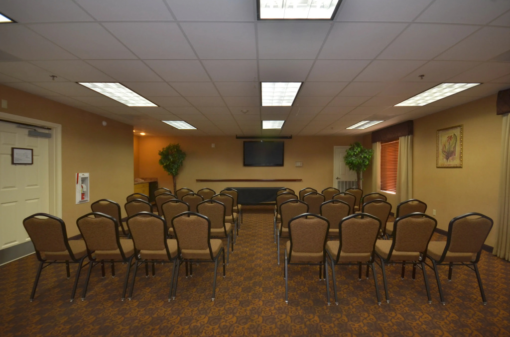 Holiday Inn Express Las Vegas-Nellis by IHG