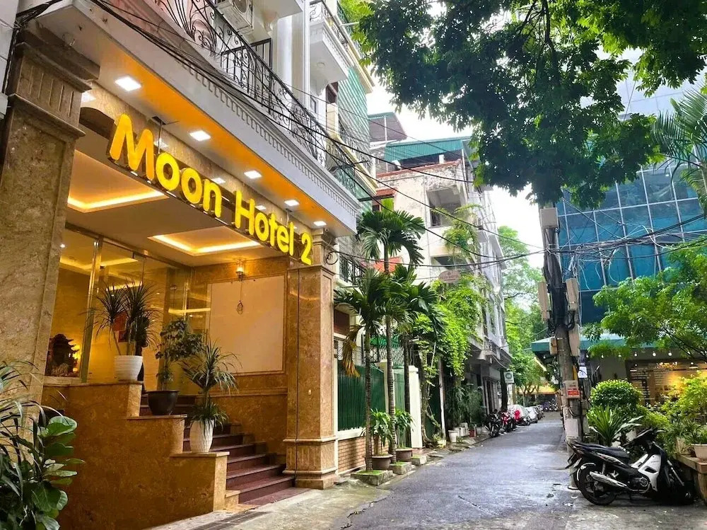 Moon Hotel 26 Do Quang