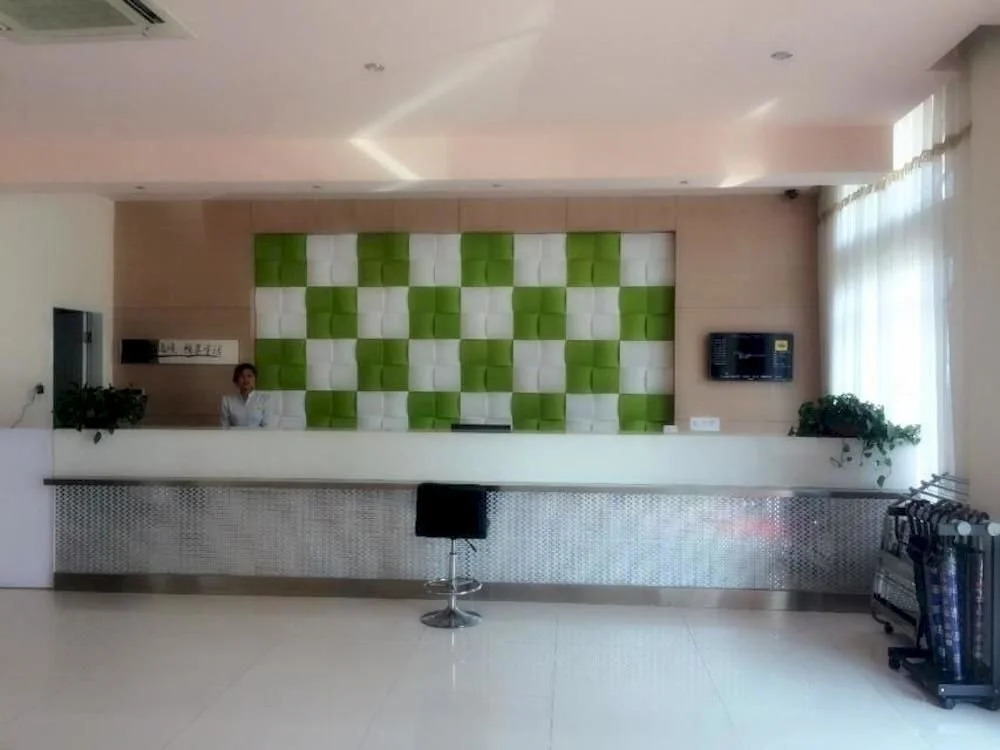 Heng 8 Chain Hotel Hangzhou Guali Youyi Road(恒8连锁酒店(杭州瓜沥友谊路店))