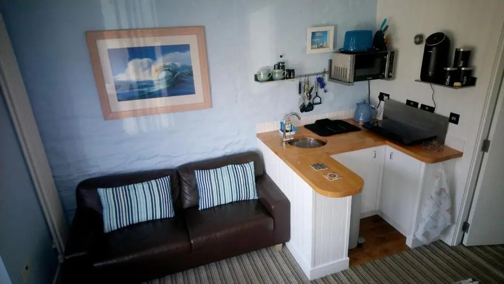 Studio 2