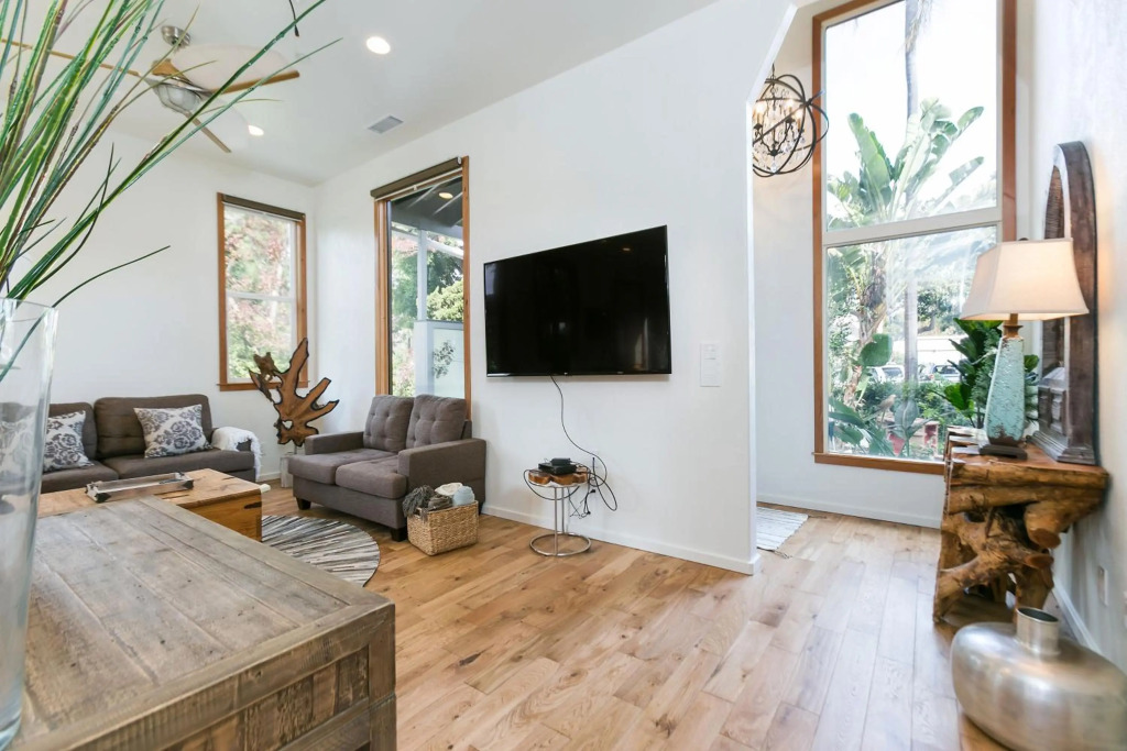 Culver city ·4045 Jackson
