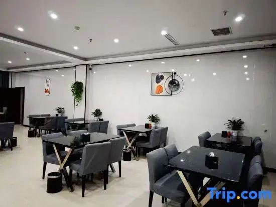 Ningling Nanguo Shanshui Hotel (County Government Branch)