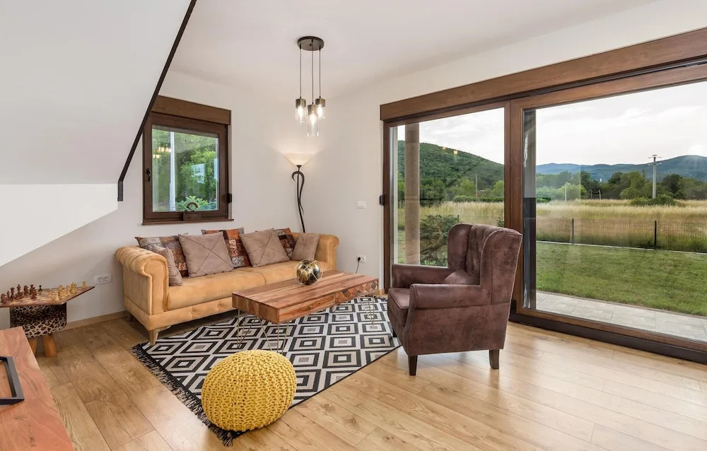 Pet Friendly Home In Gospic