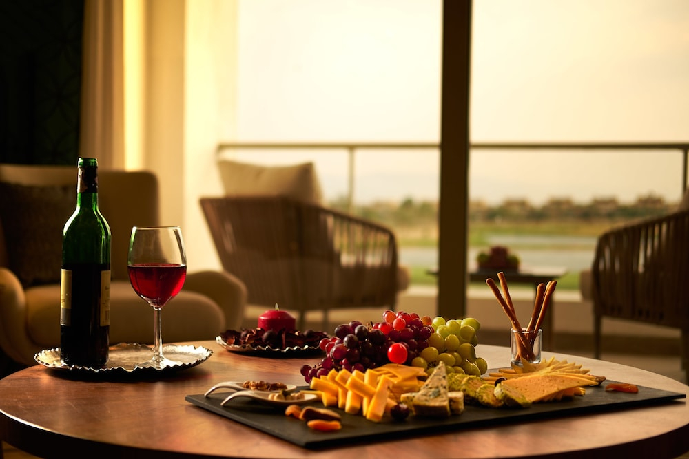 Mövenpick Resort & Golf Einbay