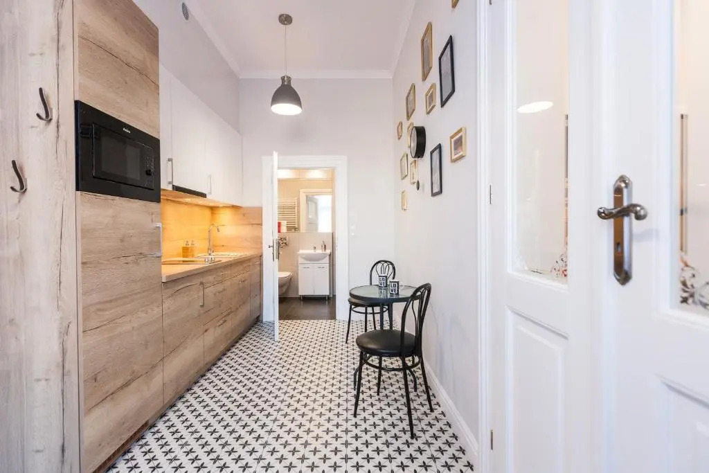 Vintage Podzamcze Apartment