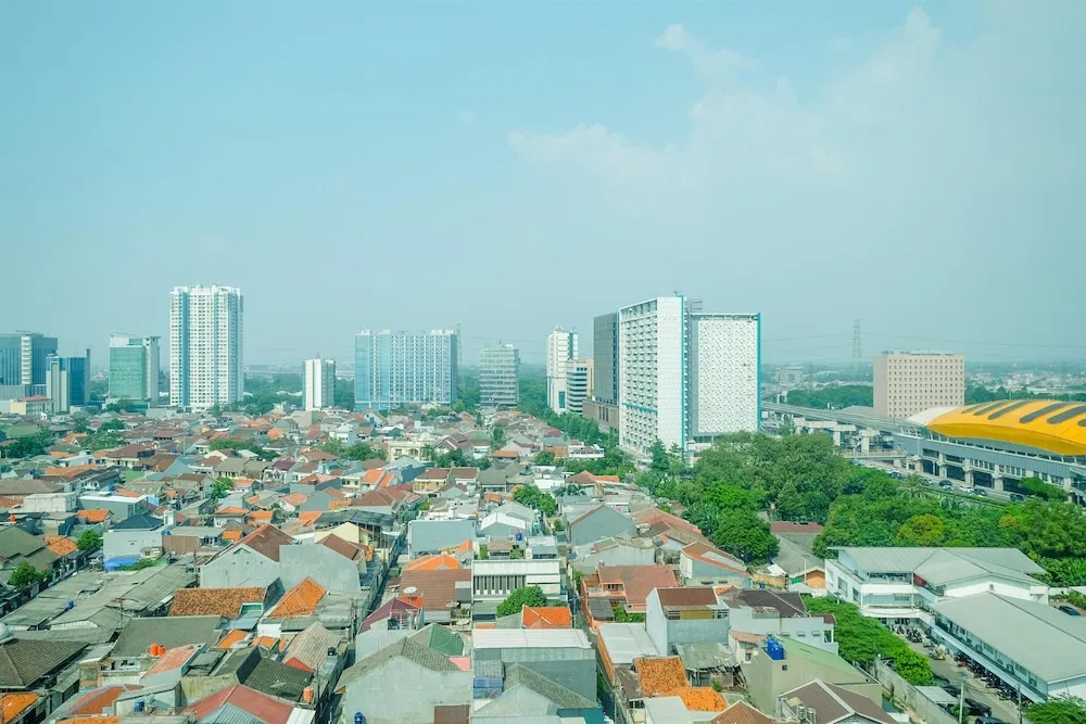 Simple And Comfort 2Br With Extra Room At Mt Haryono Square Apartment