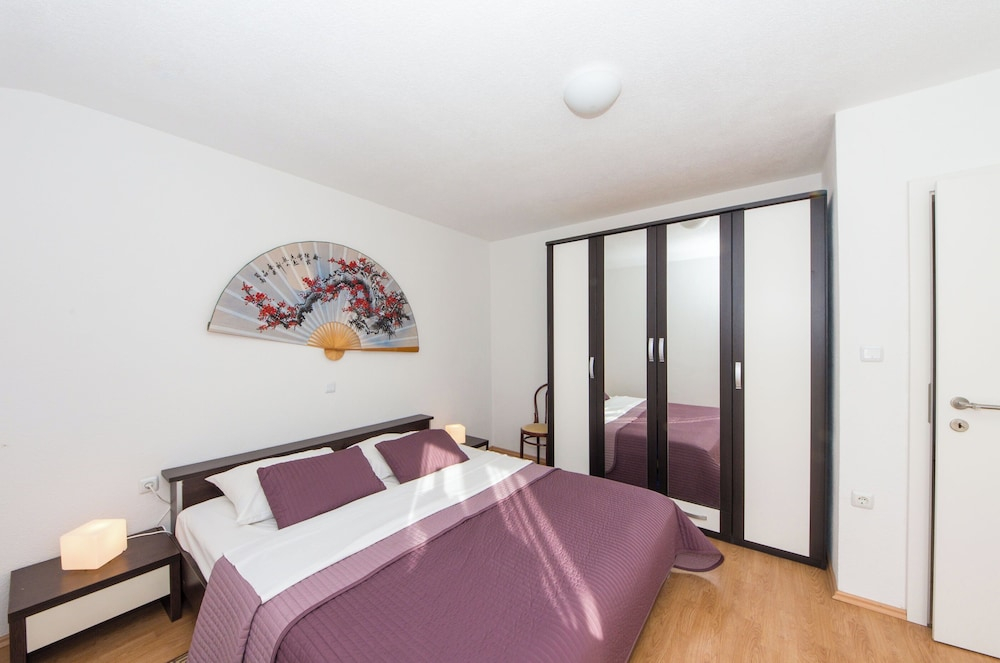 Apartment Yasmin