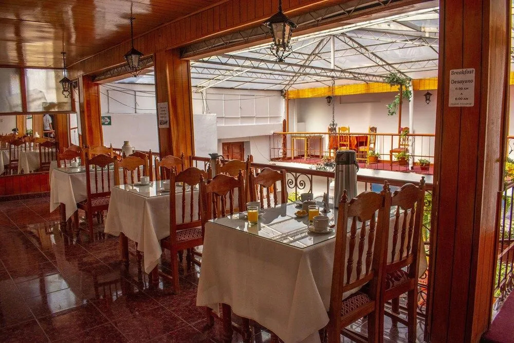 Hostal Monarca