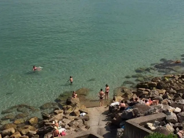 Appartement cosy les pieds dans l’eau, vue mer exceptionnelle