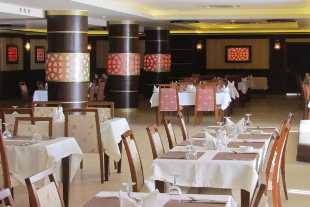 Noble Hotel