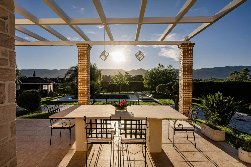 Terra Nostra Mansion and Events Venue