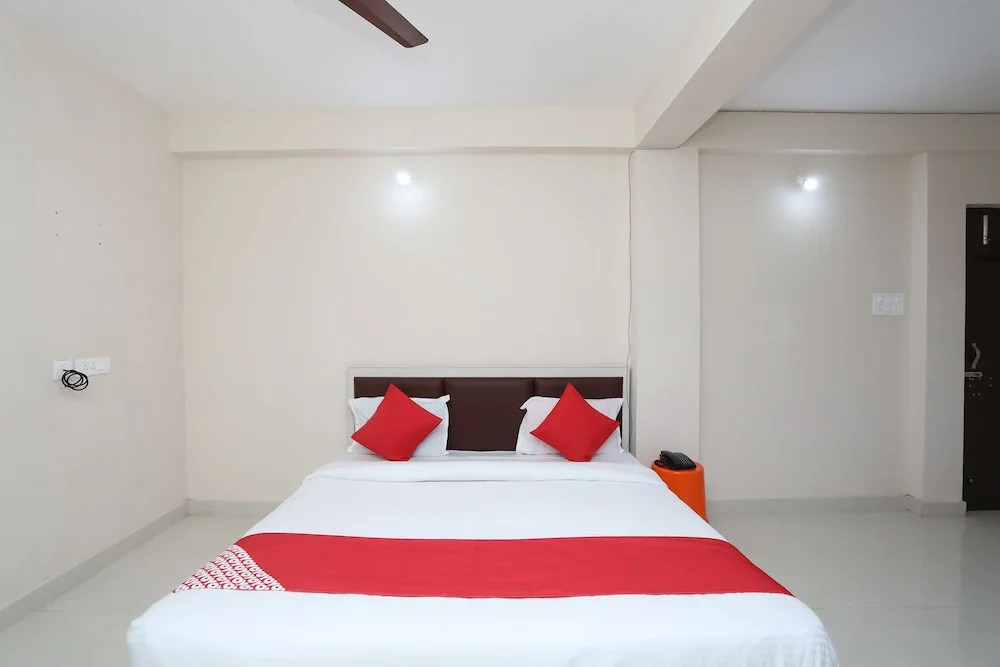 OYO 16085 Dream Sakar Inn