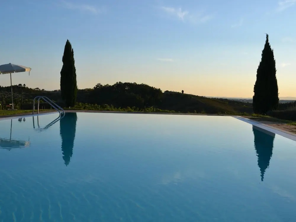 Holiday Home With Swimming Pool With Bubble Bath and Children's Pool