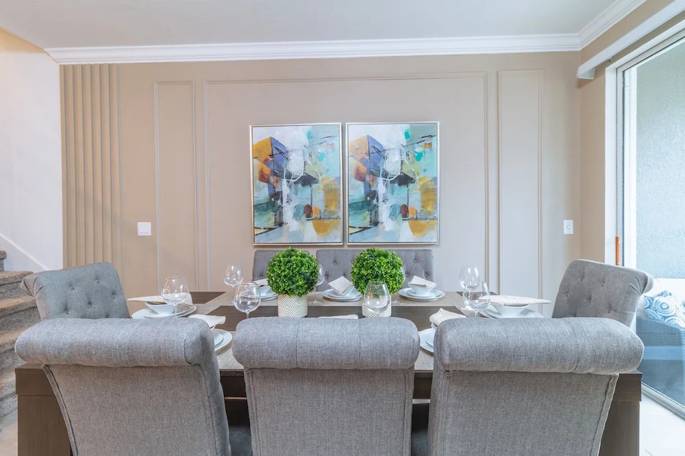 1014ssp- The Retreat At Championsgate 5 Bedroom Townhouse by RedAwning