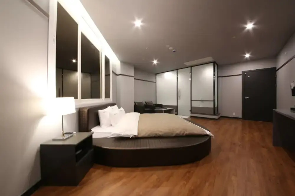 The K Hotel