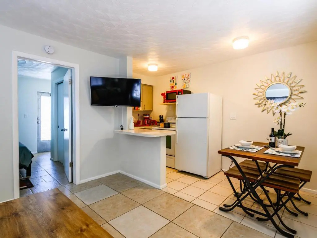 Beautiful Old Apartment with Beach Gear