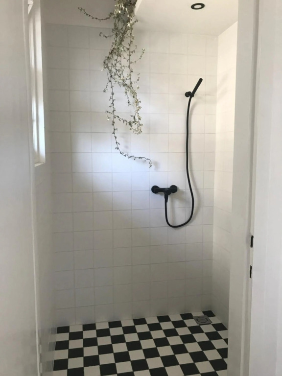 Spacious Bauhaus icon flat with fitness room in Central Buda, close to the river and Margaret island