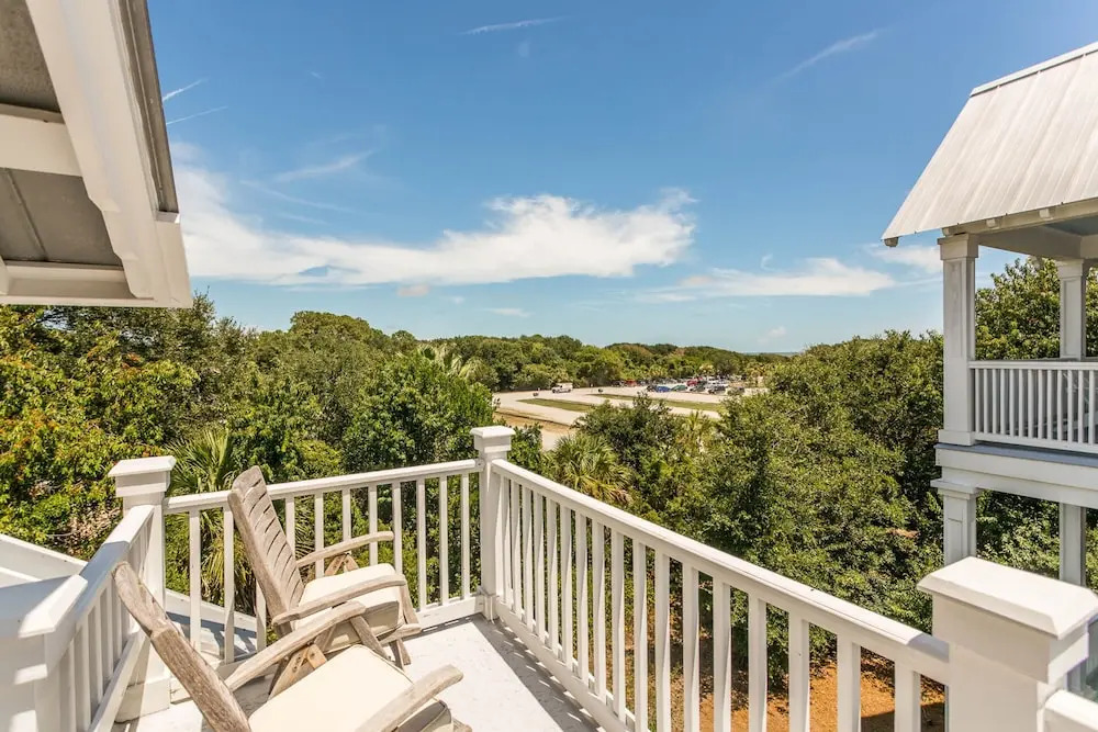 22 Coast Cottages by Hodnett Cooper