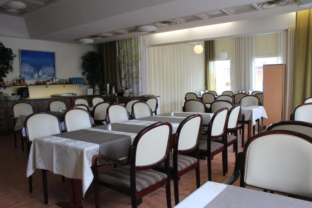 Hotel Aakenus
