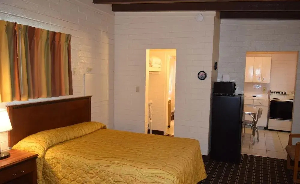 Stanlunds Inn and Suites