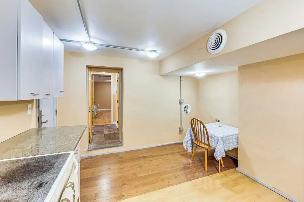 Walkable Studio in the Heart of Pittsburgh!