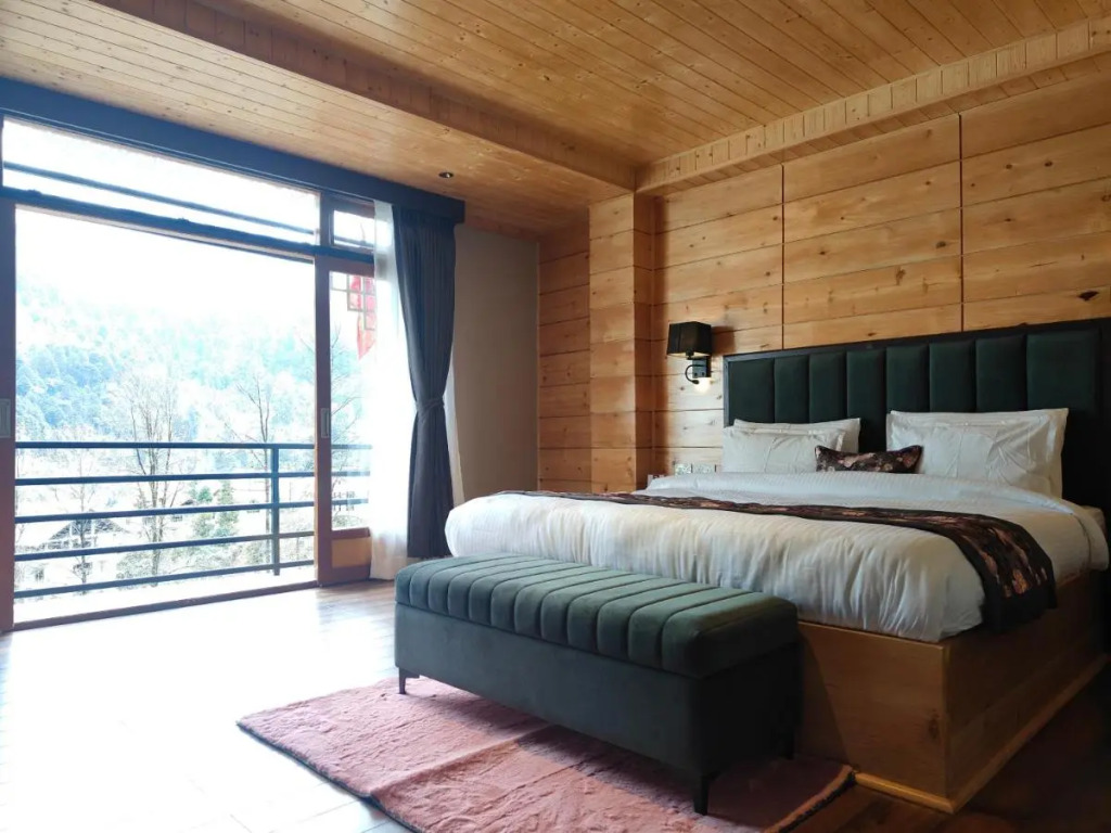 Mount Bayul Shangri-La Resort
