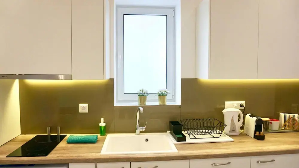 Lux Central Apt in Athens