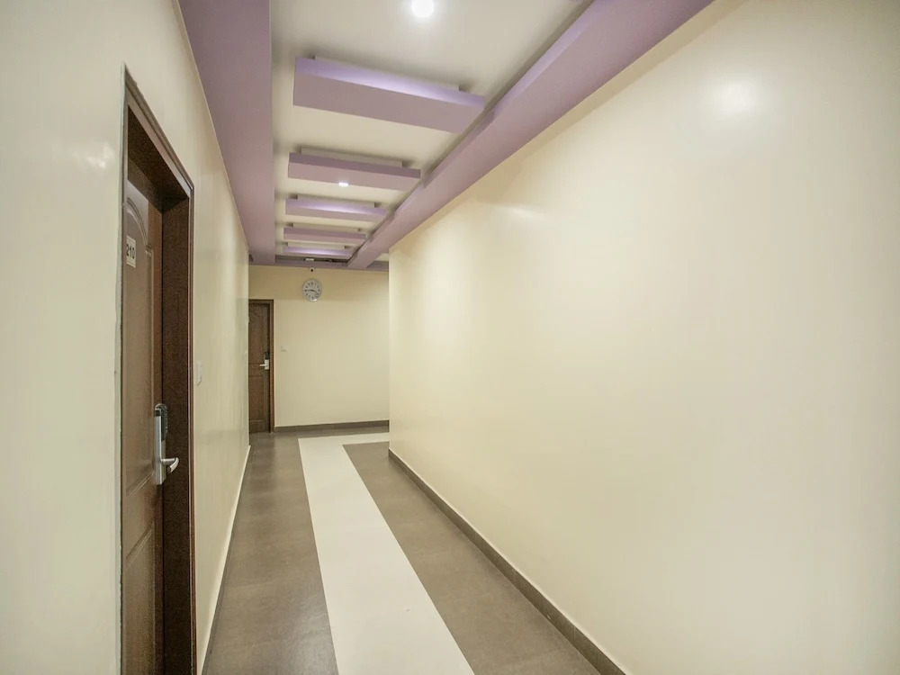 Hotel O French International