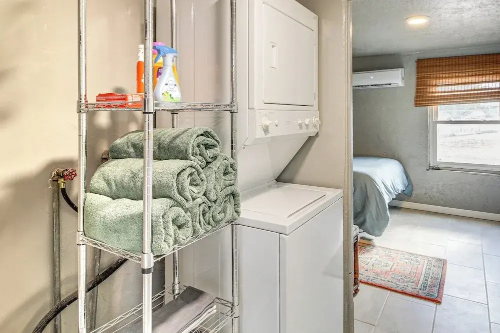 3 Mi to Old Town, Fenced Yard: ABQ Abode!