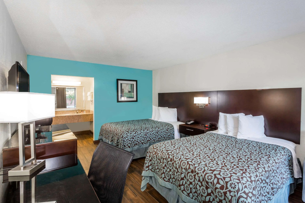 Days Inn by Wyndham Melbourne