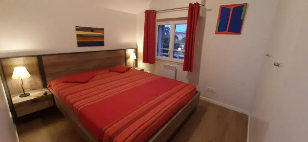 Villa La Plage Pour 7 Personnes A Proximite Du Port De Plaisance