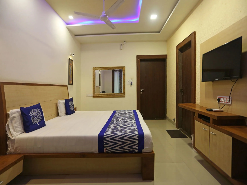 OYO 6557 Hotel Kaka Inn