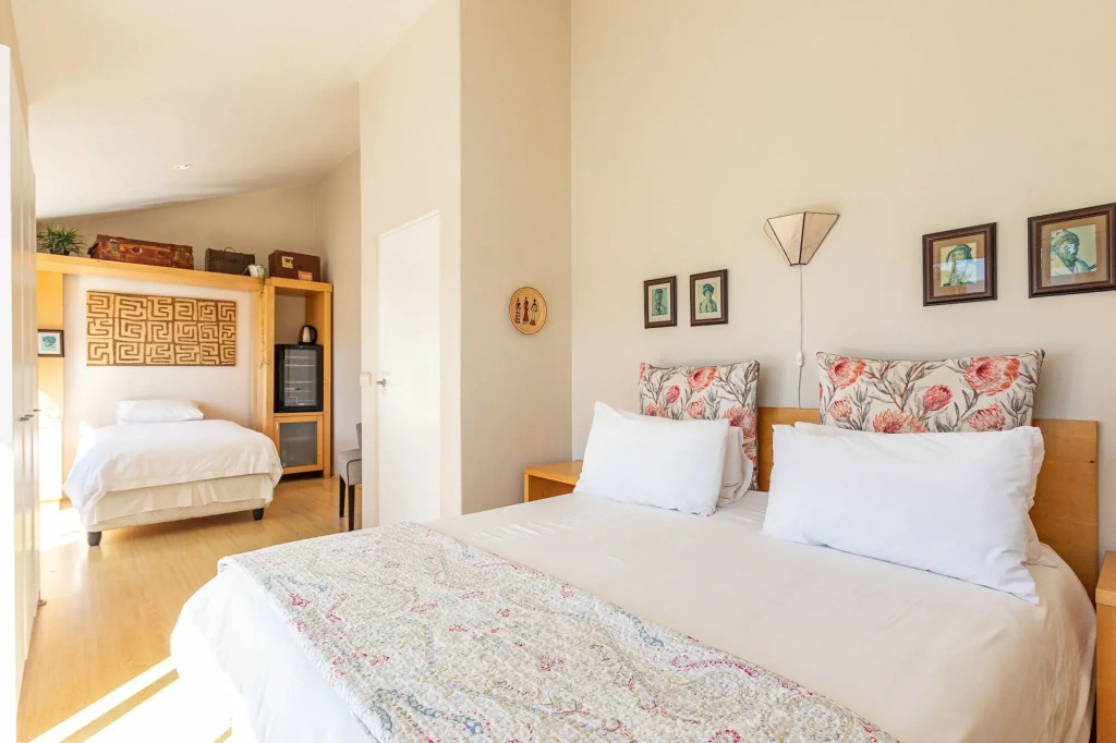 Admiralty Bed & Breakfast