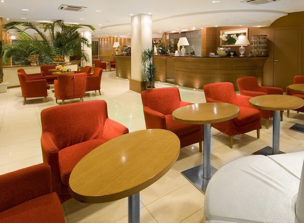 Hotel Trevi