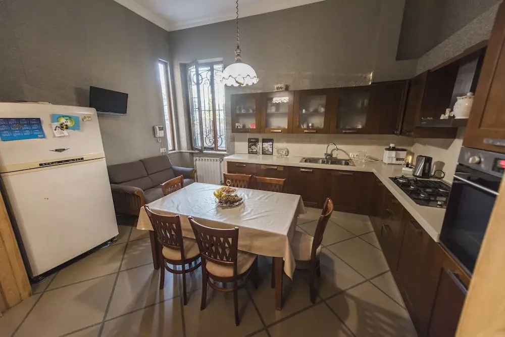 Guest House Oniashvili 33