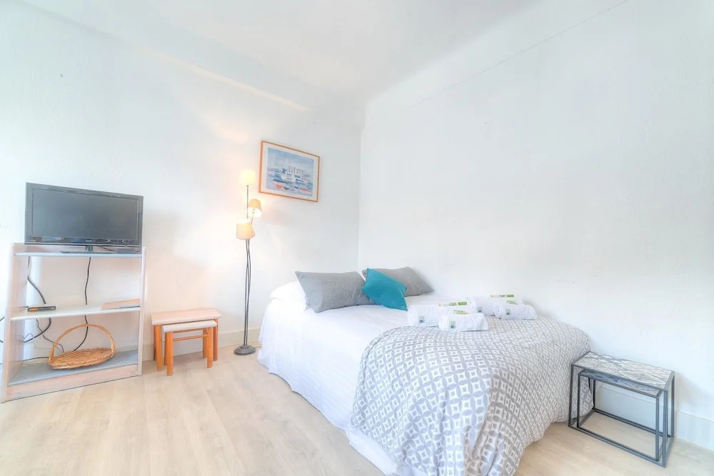 Le Prince Apartment 1