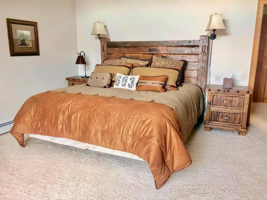 M1 Luxury home a short walk from the Mount Washington Hotel AC heated floor stunning views