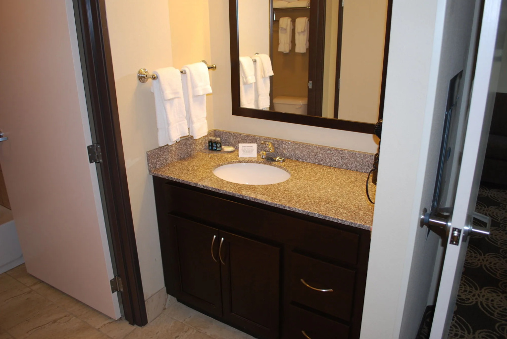 Landmark Suites - Williston