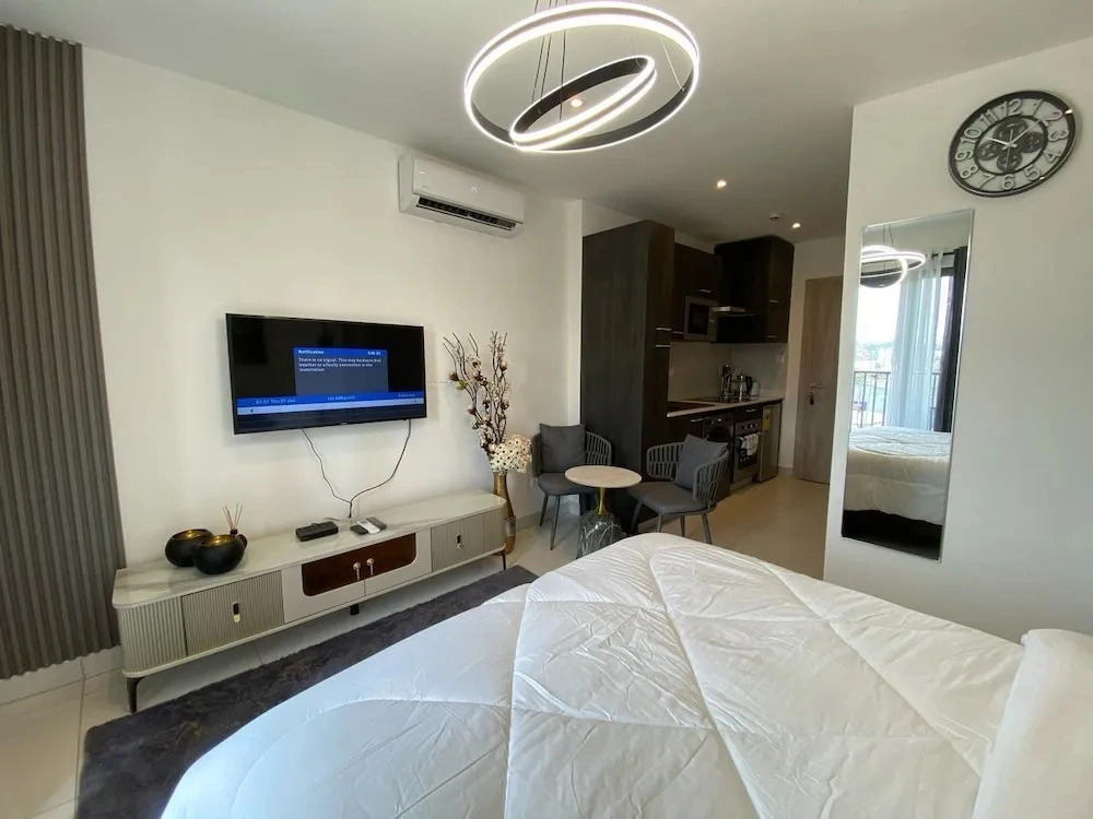 loxwood studio by unique Haven Apartment