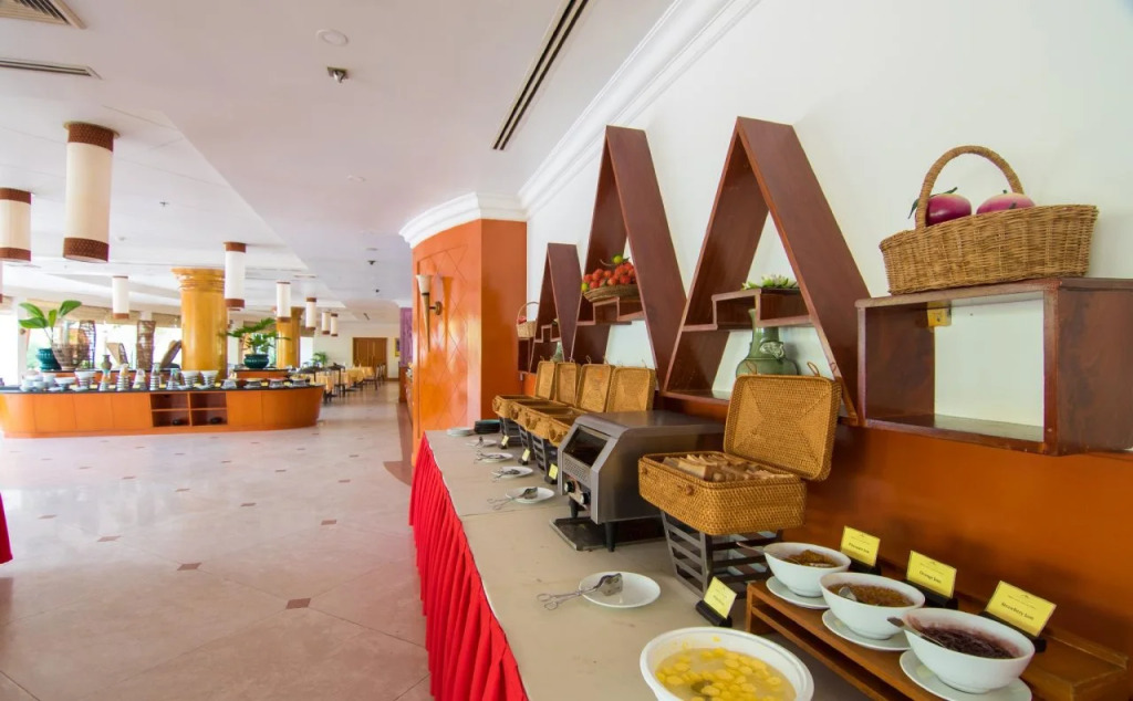 Century Annex Hotel